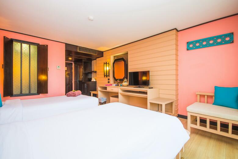 Hotel Phuket Island View