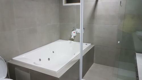 Hostal Pousada Das Brom�lias