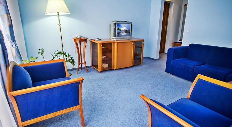Prestige Hotel