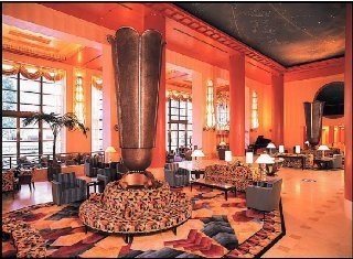 Hotel Disney Ambassador
