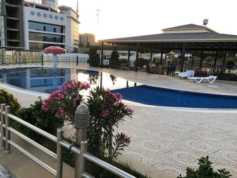 Aysberq Hotel