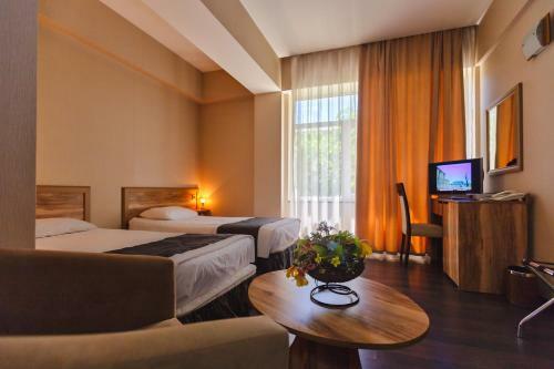 Diplomat Hotel