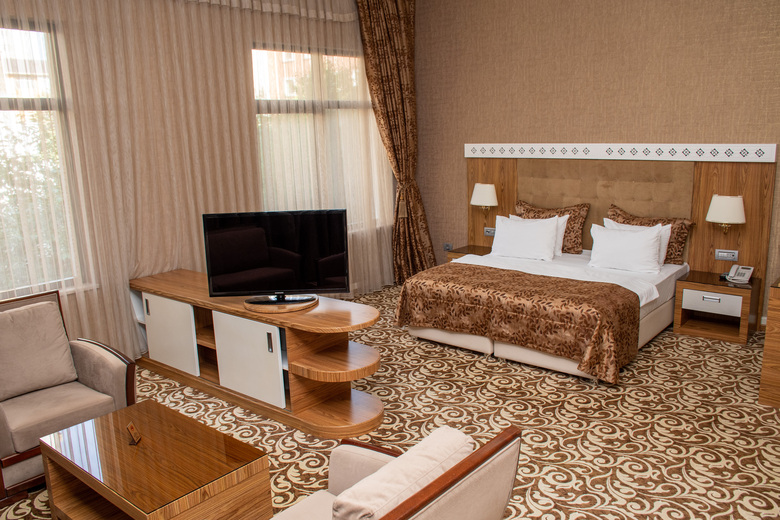 Divan Express Baku Hotel
