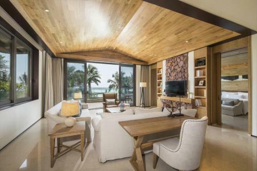 Hotel The Westin Shimei Bay Resort