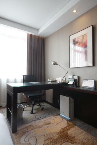 Shanghai Greenland Jiulong Hotel