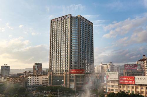 Hotel Ramada Longyan