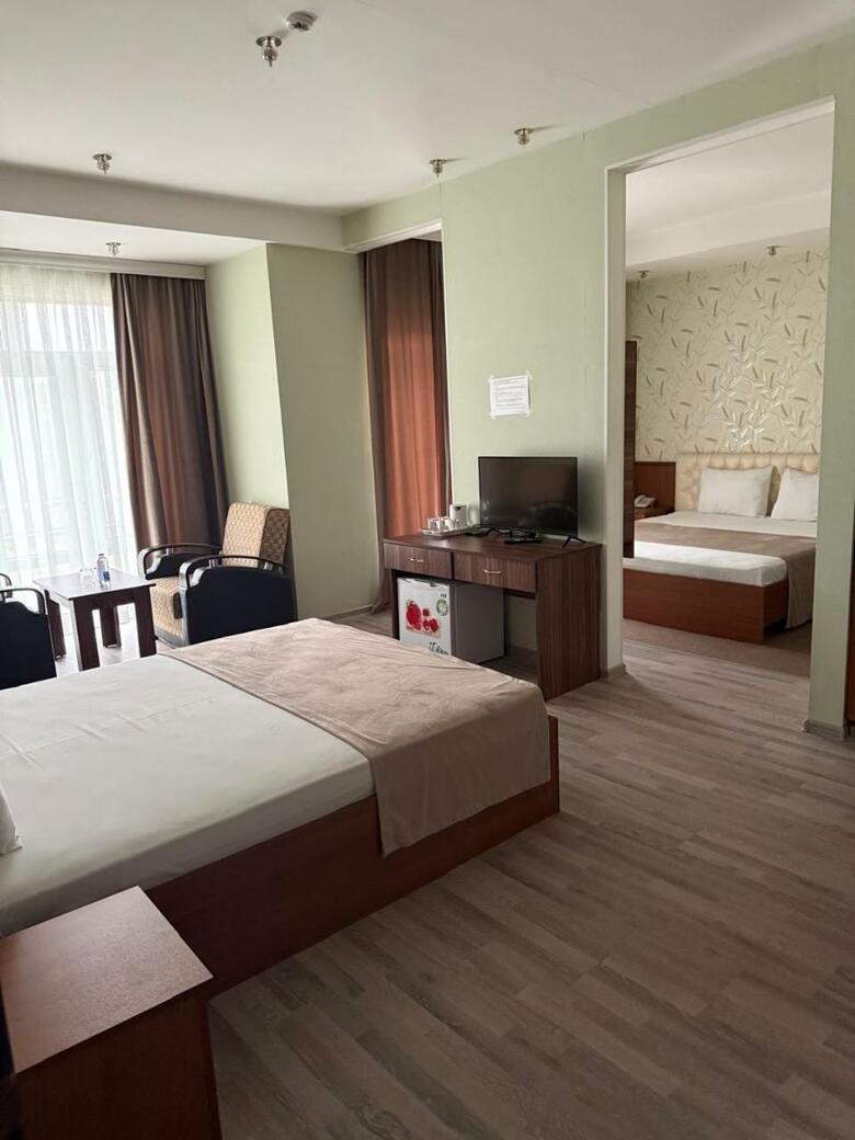 Aef Hotel