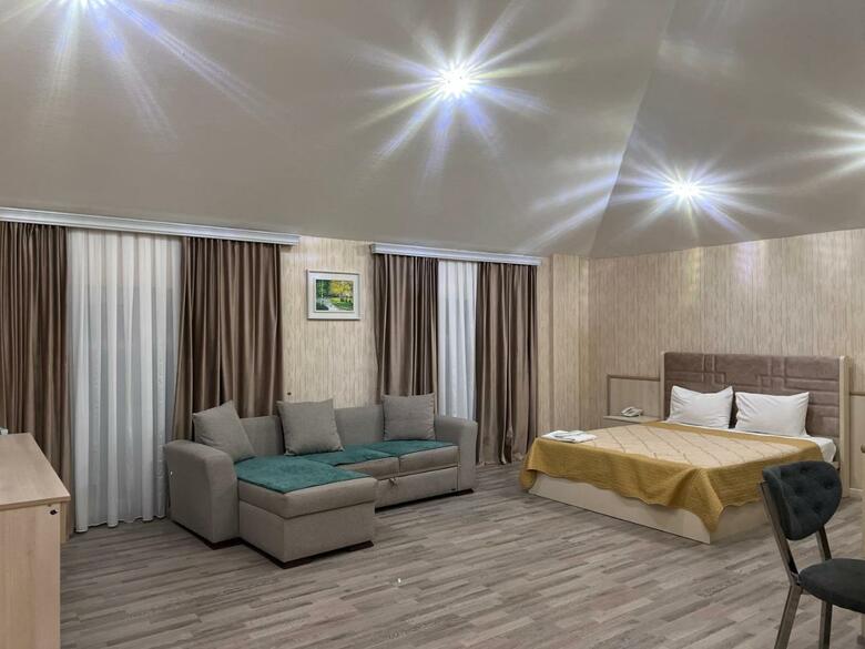 Aef Hotel