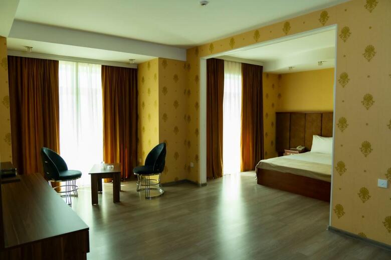 Aef Hotel
