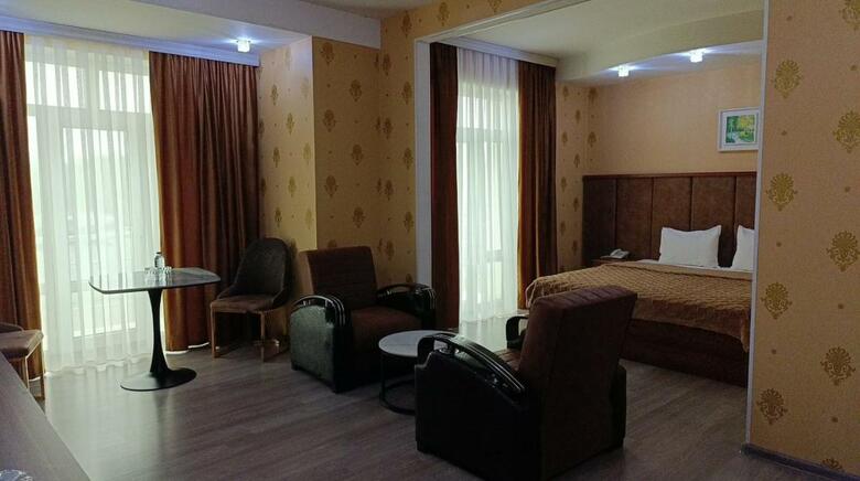 Aef Hotel