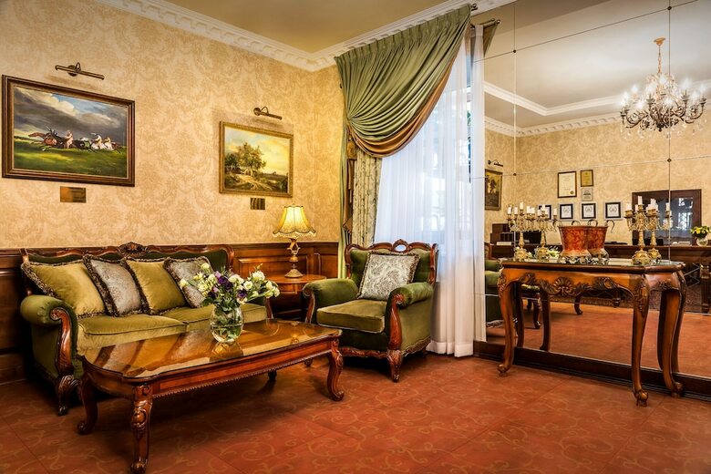 Frederic Koklen Boutique Hotel
