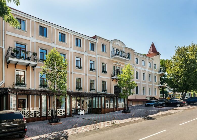 Frederic Koklen Boutique Hotel
