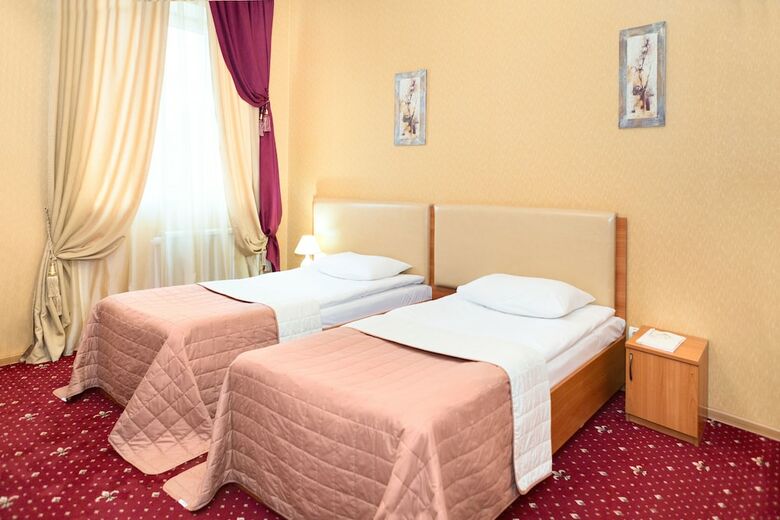 Lermontovskiy Hotel