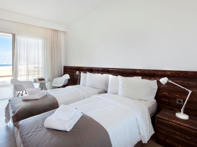 Amphora Hotel & Suites