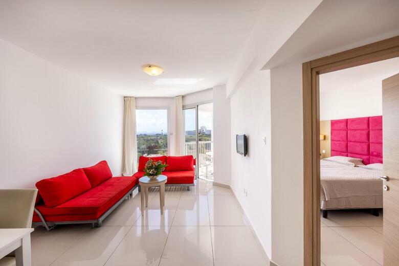 Hotel Papantonia Apts