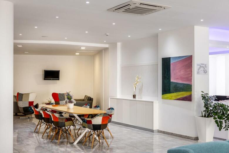 Hotel Papantonia Apts
