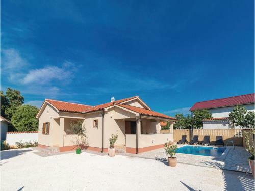 Two-bedroom Holiday Home In Betiga