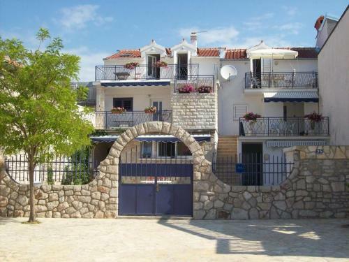 Apartment Jezera 5057e