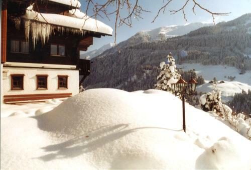 Apartamento G�stehaus Am Berg