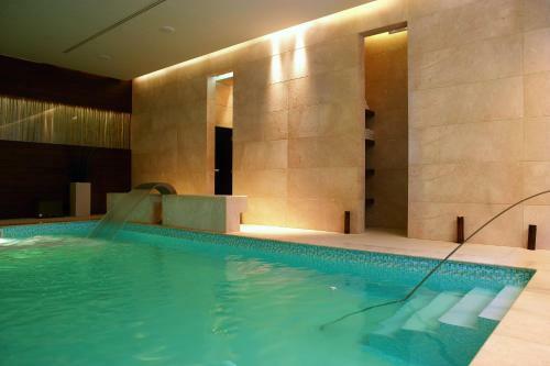 Alexander Beach Hotel & Spa