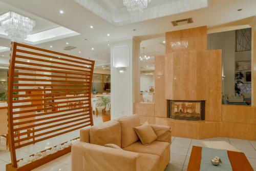 Nefeli Hotel