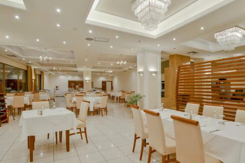 Nefeli Hotel