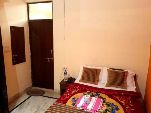 Hostal Rhine Guest House