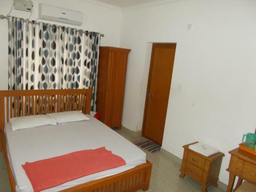 Hotel Sathya Inn