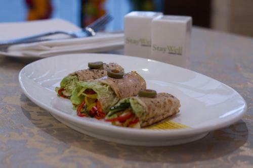 Hotel Leisure Inn Grand Chanakya