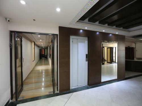 Hotel Arco Palace