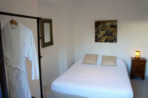 Santorini Heritage Villas