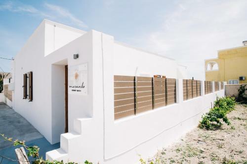 Hotel Mesanto Luxury Suites