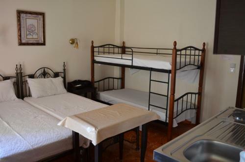 Hostal Palatino Studios