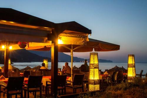 Maria Beach Hotel