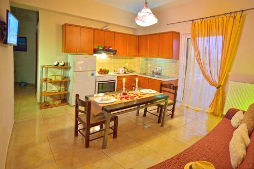 Roula's Sea View Apartment
