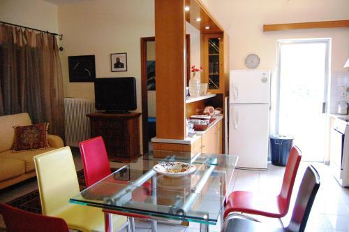 Gregos Apartment