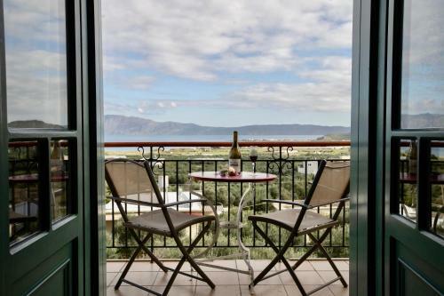 Hostal Kaliviani Traditional Hotel