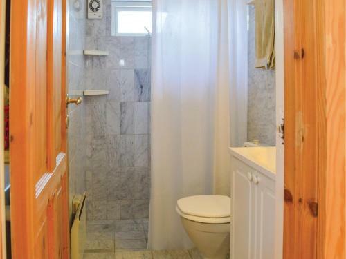 Three-bedroom Holiday Home In Hundested
