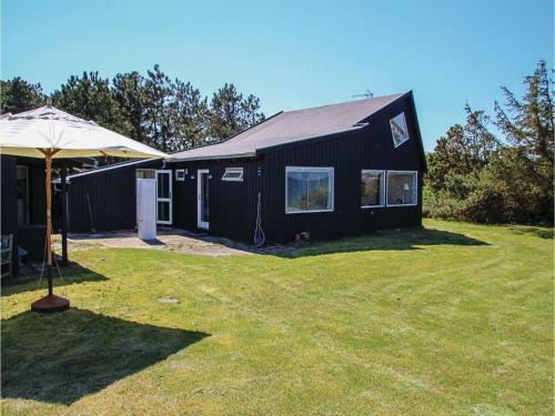 Three-bedroom Holiday Home In Hundested
