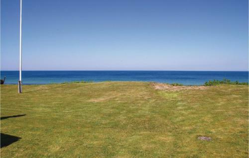 Three-bedroom Holiday Home In Hundested