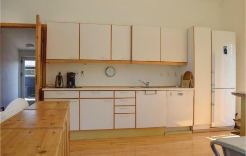 Three-bedroom Holiday Home In Hundested