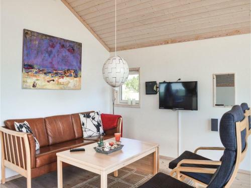 Three-bedroom Holiday Home In Jerup