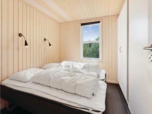 Four-bedroom Holiday Home In Lokken