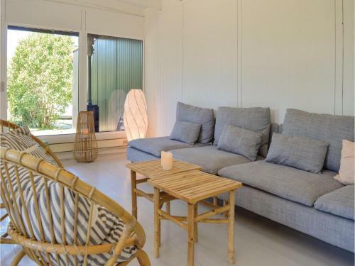Four-bedroom Holiday Home In Tisvildeleje