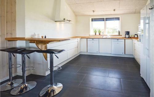 Four-bedroom Holiday Home In Vestervig