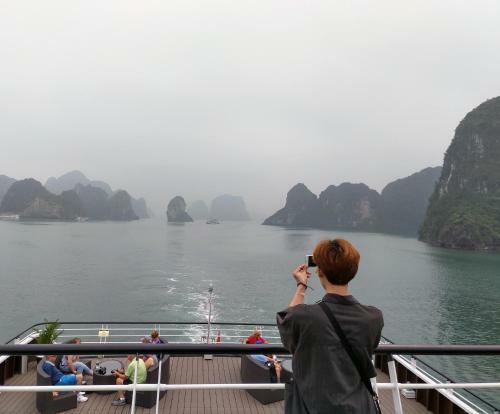 Halong Serenity Cruises