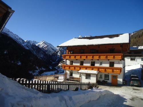 Hostal Haus Bergheimat