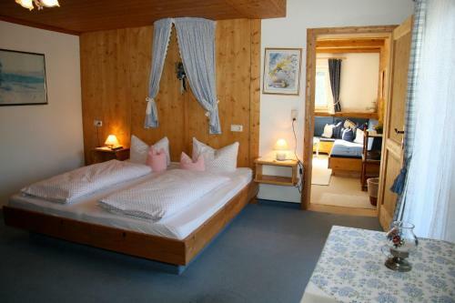 Hostal Gasthof Hotelpension Lanzenhof
