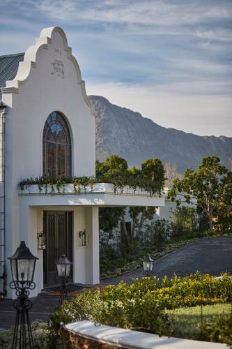 Hotel Leeu Estates