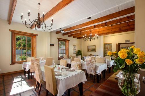 Bed & Breakfast De Hoek Manor
